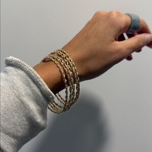 Set of 6 gold(plated) bangles